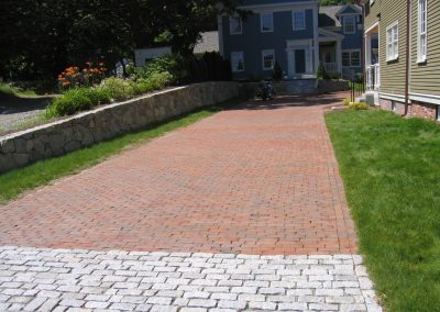 cobble stone apron brick drive way